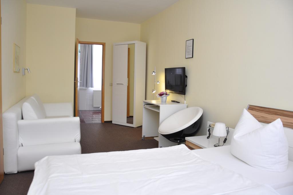 Hotel An Der Kapelle Meiningen Zewnętrze zdjęcie